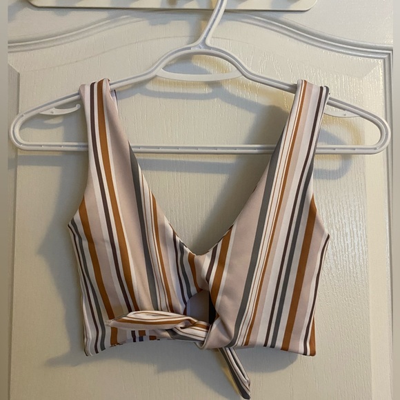 Imagine Perry Other - Imagine Perry Women’s Bikini Top Tulum - Neutral Stripes